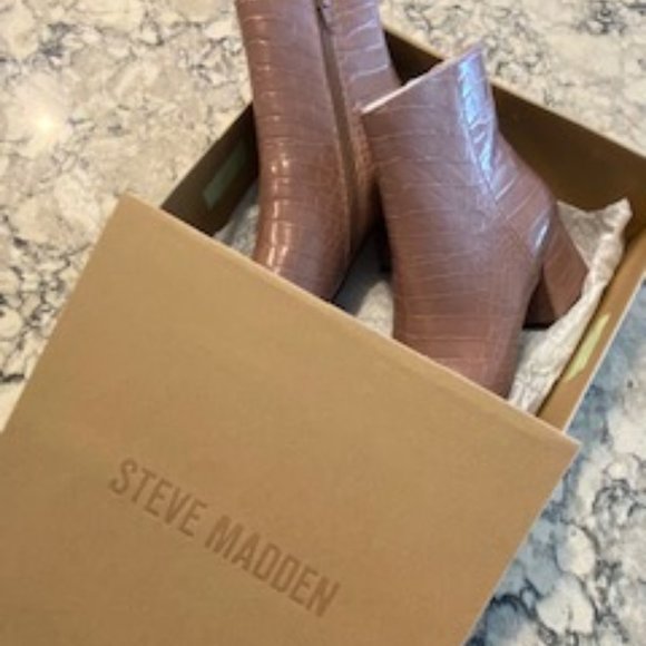 Steve Madden Shoes - Steve Madden Darma Croco booties
